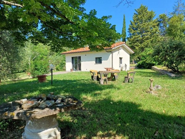 casa indipendente in vendita a Pontassieve