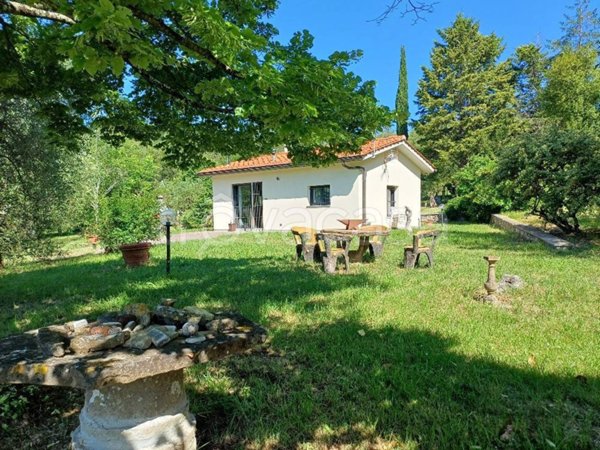 casa indipendente in vendita a Pontassieve in zona Doccia