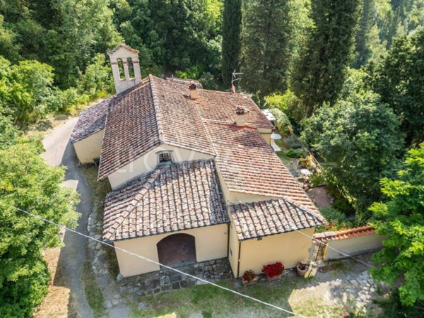 casa indipendente in vendita a Pontassieve