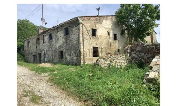 rudere in vendita a Pontassieve