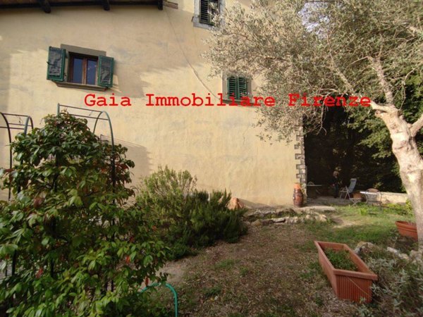 casa indipendente in vendita a Pontassieve in zona Doccia
