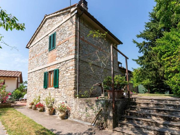 casa indipendente in vendita a Pontassieve in zona Colognole