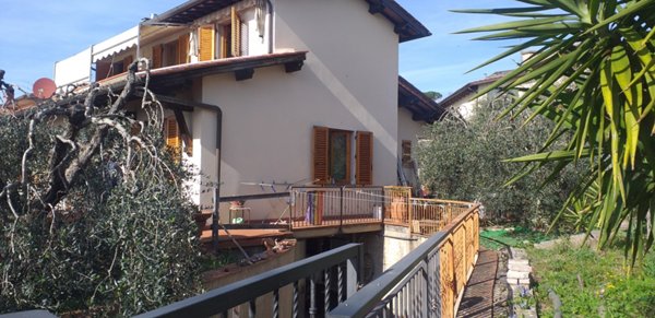 casa indipendente in vendita a Pontassieve in zona Molino del Piano