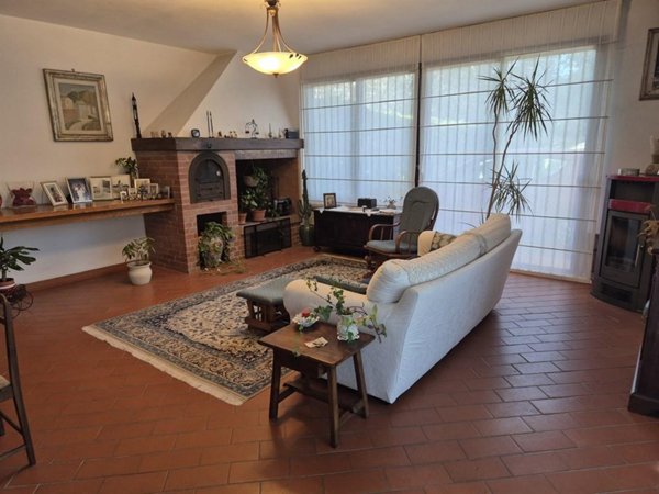 casa indipendente in vendita a Pontassieve