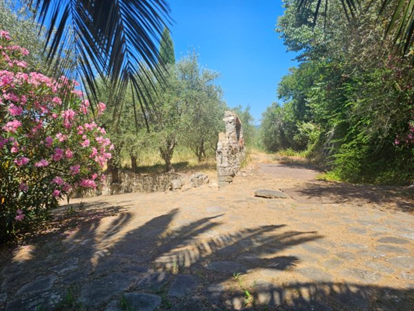 casa indipendente in vendita a Pontassieve in zona San Martino a Quona