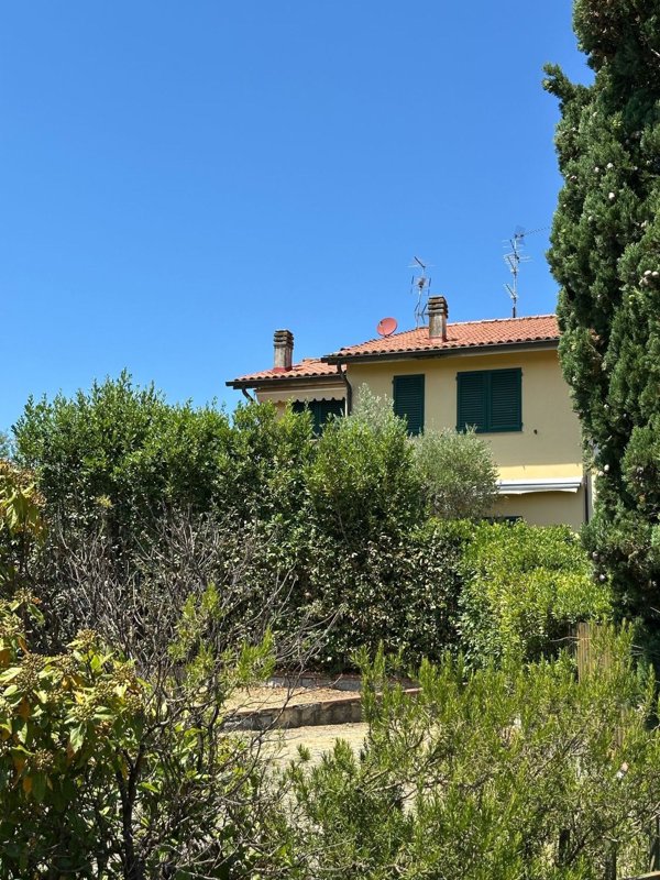casa indipendente in vendita a Pontassieve