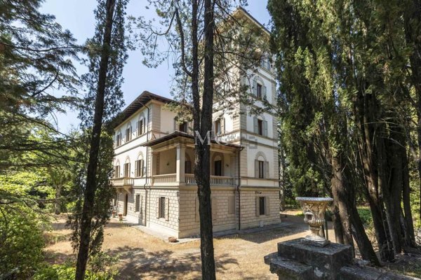 casa indipendente in vendita a Pontassieve