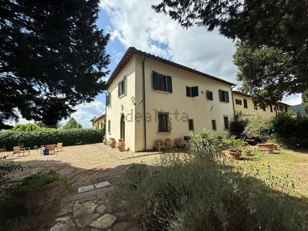 casa semindipendente in vendita a Pontassieve