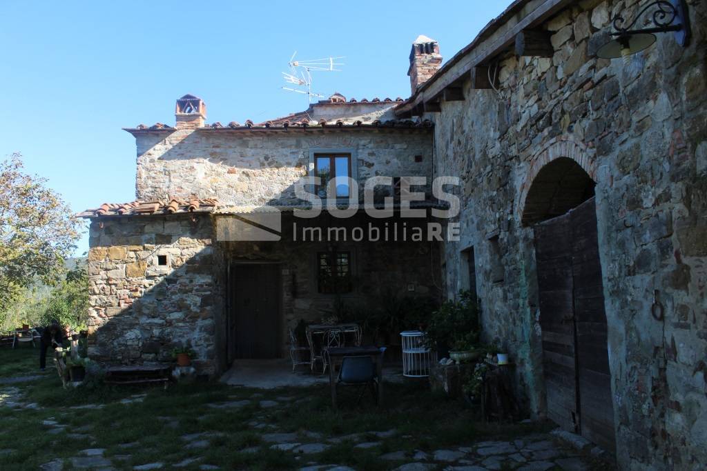 casa indipendente in vendita a Pontassieve