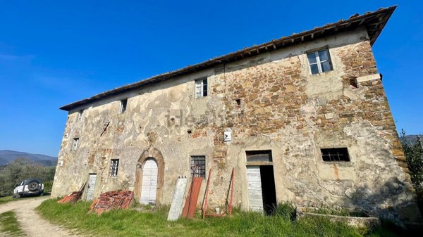 casale in vendita a Pontassieve