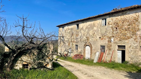 casale in vendita a Pontassieve