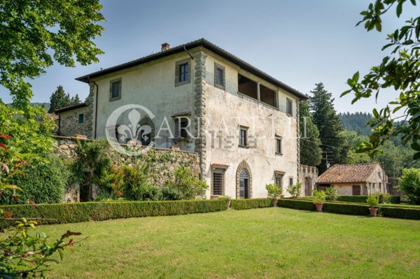 casa indipendente in vendita a Pontassieve