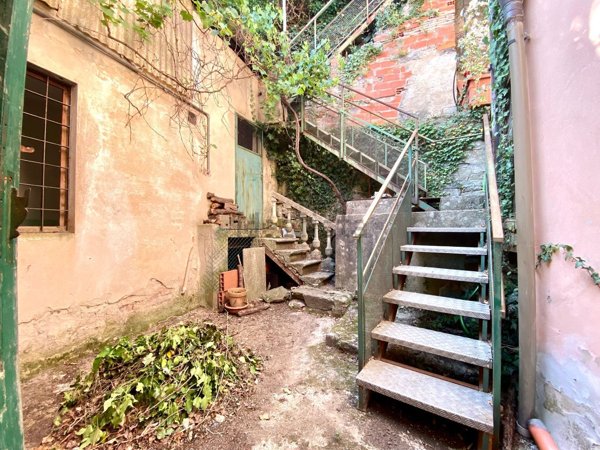 casa indipendente in vendita a Pontassieve in zona Santa Brigida