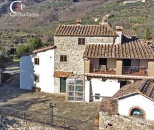 appartamento in vendita a Pontassieve in zona Acone