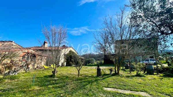 casa indipendente in vendita a Pontassieve