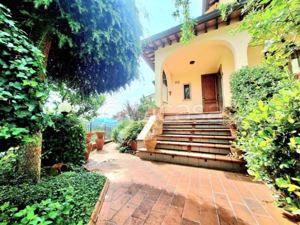 casa indipendente in vendita a Pontassieve in zona Doccia