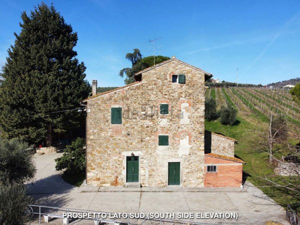 casa indipendente in vendita a Pontassieve in zona Doccia