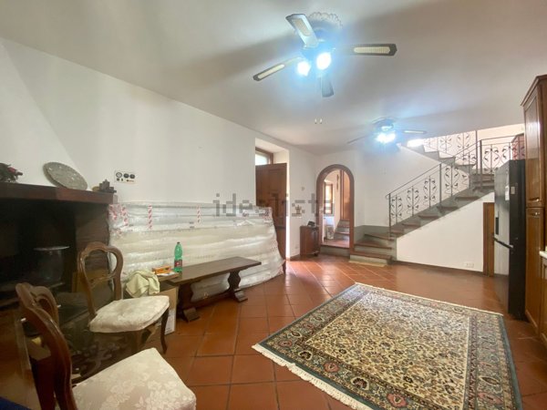 casa indipendente in vendita a Pontassieve