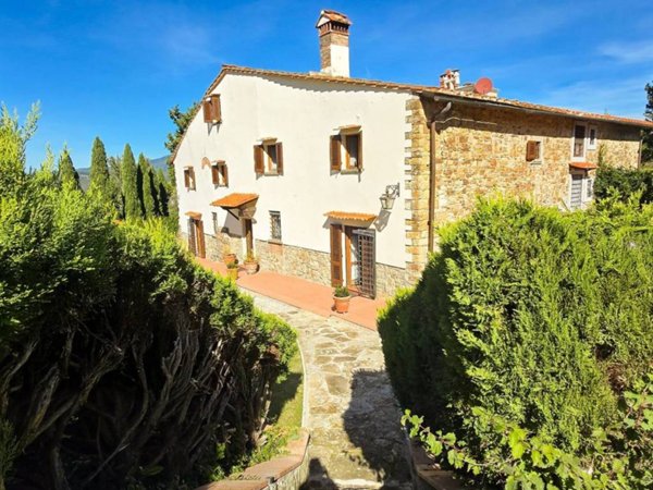 casa indipendente in vendita a Pontassieve