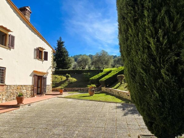 casa indipendente in vendita a Pontassieve