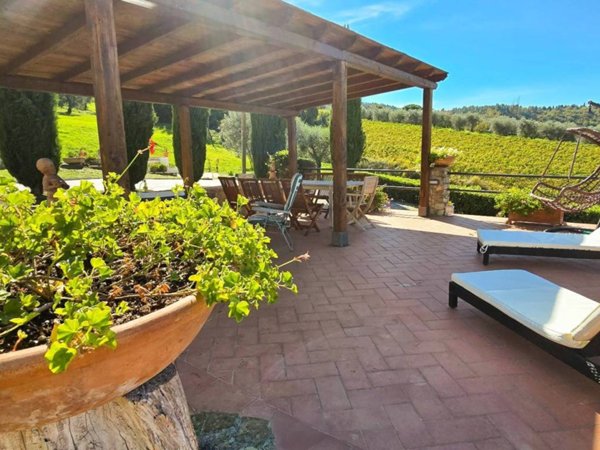 casa indipendente in vendita a Pontassieve