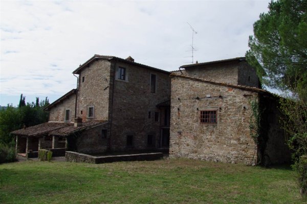 casale in vendita a Pontassieve in zona Doccia