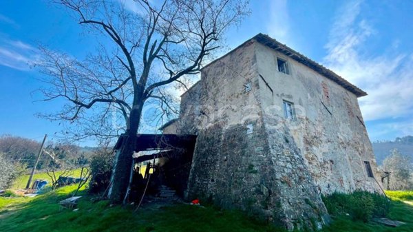 casa indipendente in vendita a Pontassieve