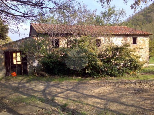 casale in vendita a Pontassieve