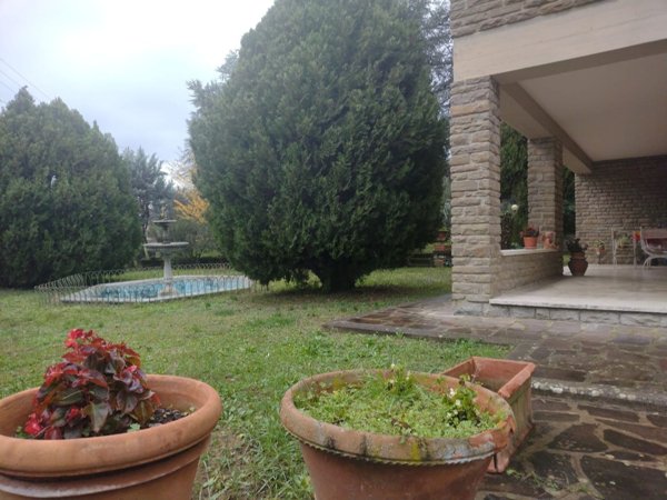 casa indipendente in vendita a Pontassieve