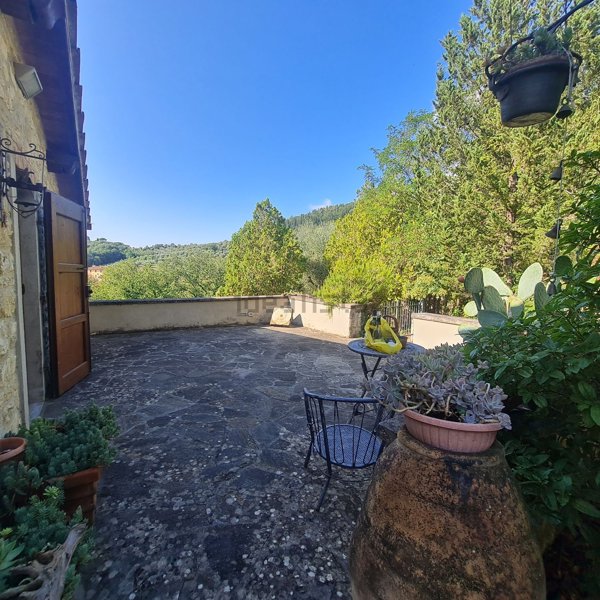 esavano in vendita a Pontassieve