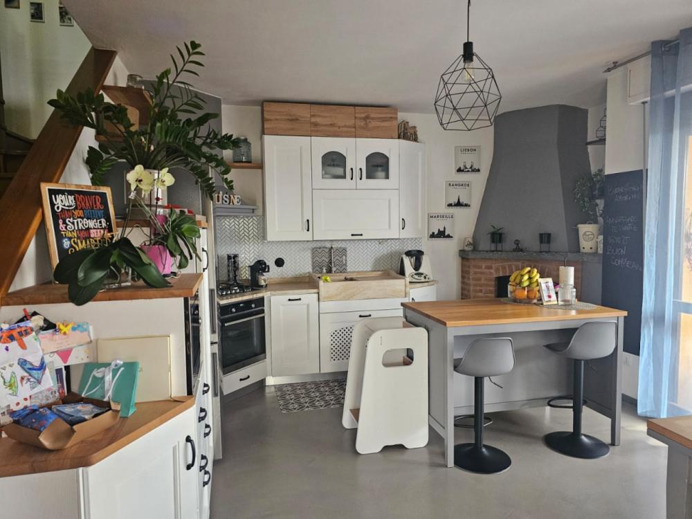 casa indipendente in vendita a Pontassieve