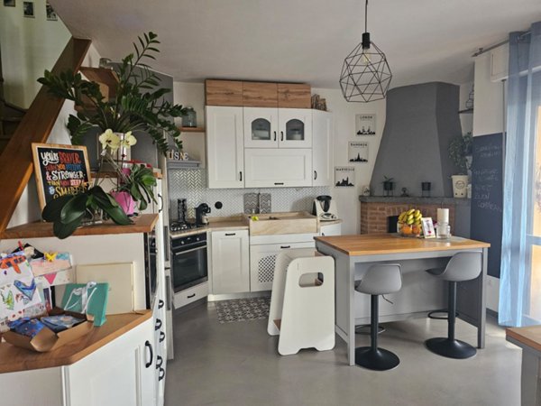 casa indipendente in vendita a Pontassieve