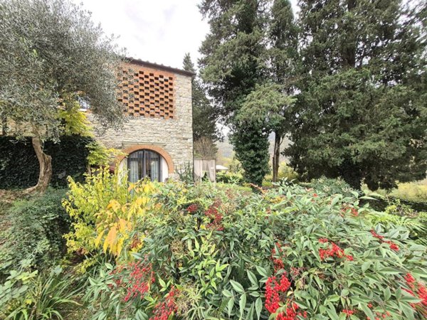 casa indipendente in vendita a Pontassieve