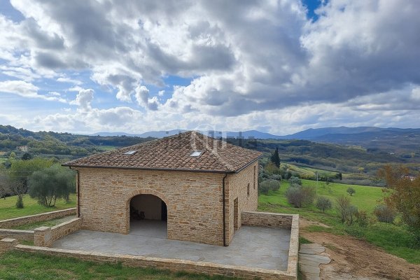 esavano in vendita a Pontassieve