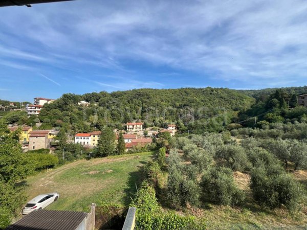 appartamento in vendita a Pontassieve in zona Santa Brigida