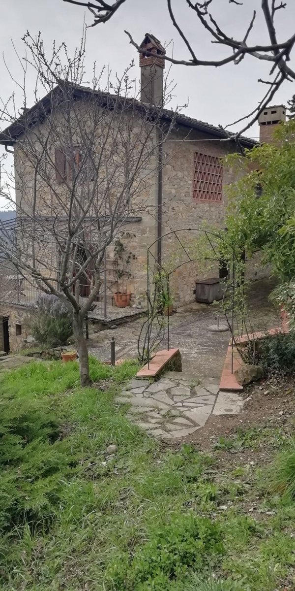 casale in vendita a Pontassieve in zona Santa Brigida