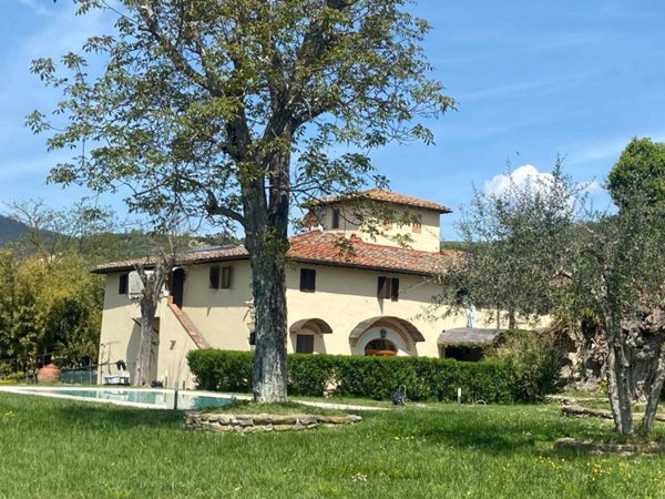 casa indipendente in vendita a Pontassieve