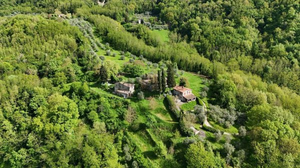 appartamento in vendita a Pontassieve in zona Doccia