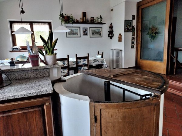 pentavano in vendita a Pontassieve