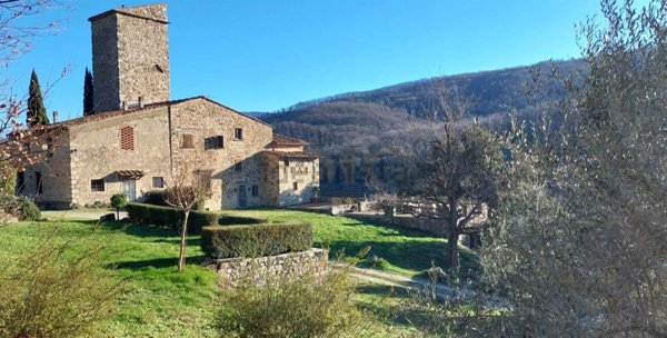 casale in vendita a Pontassieve