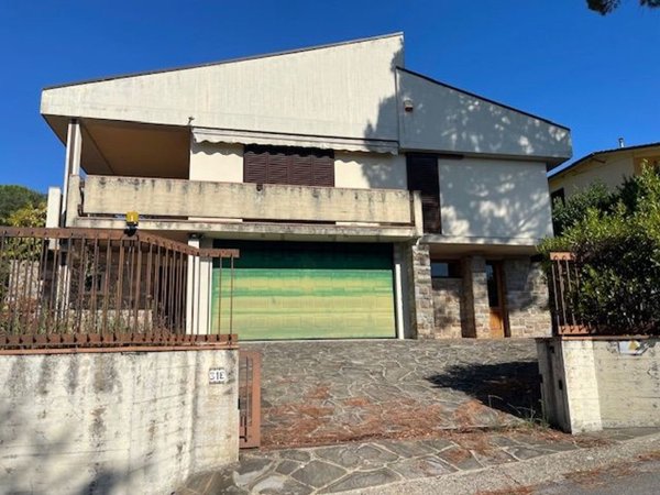 casa indipendente in vendita a Pontassieve