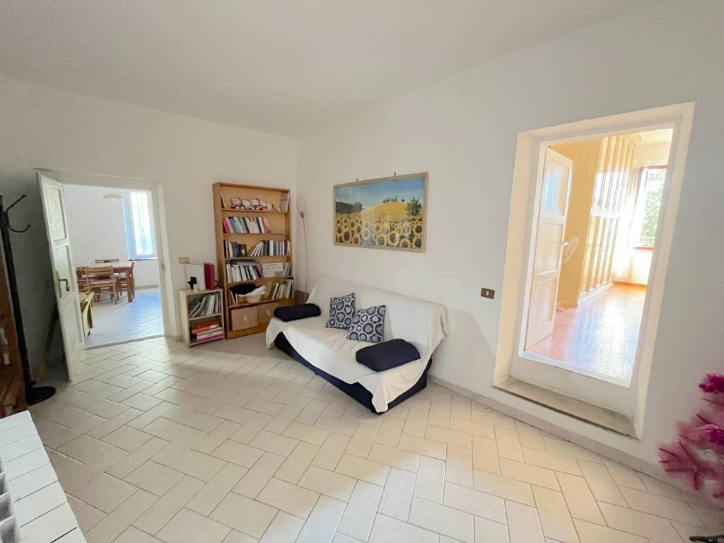 appartamento in vendita a Pontassieve in zona Santa Brigida