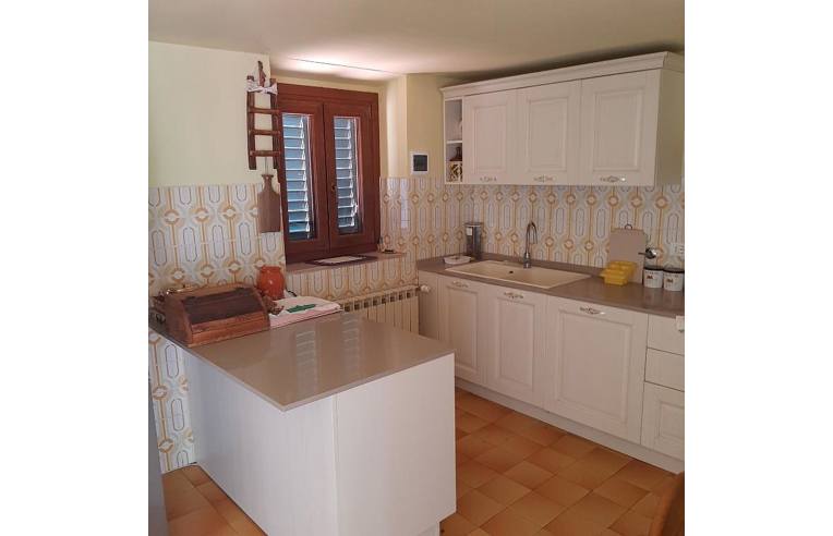 casa indipendente in vendita a Pontassieve in zona Acone