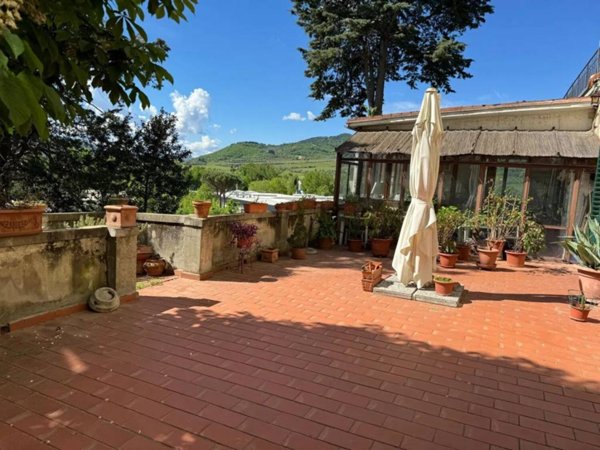 appartamento in vendita a Pontassieve in zona Montebonello