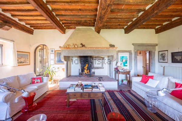 casa indipendente in vendita a Pontassieve