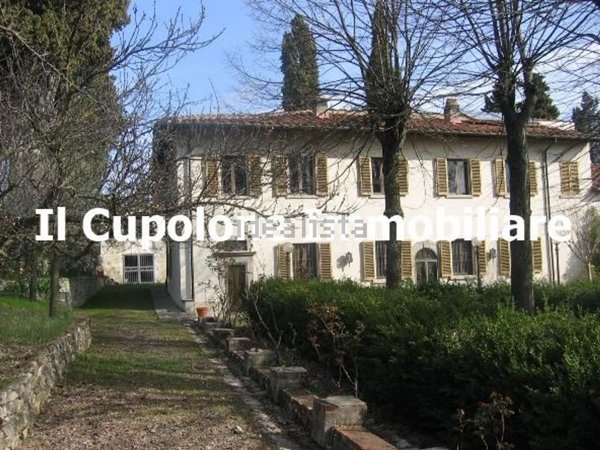 casa indipendente in vendita a Pontassieve