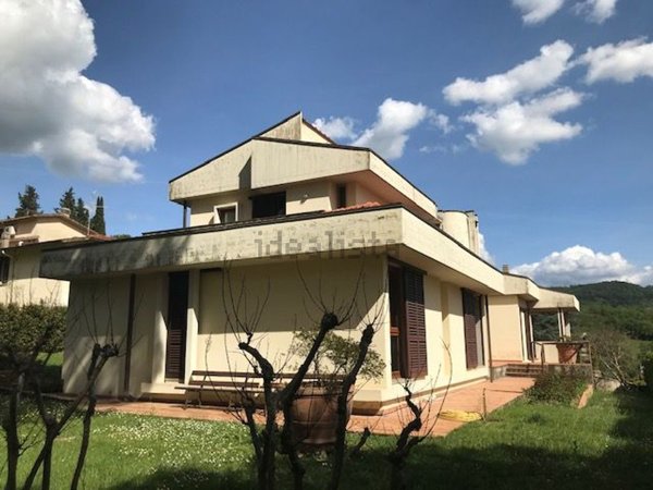 casa indipendente in vendita a Pontassieve