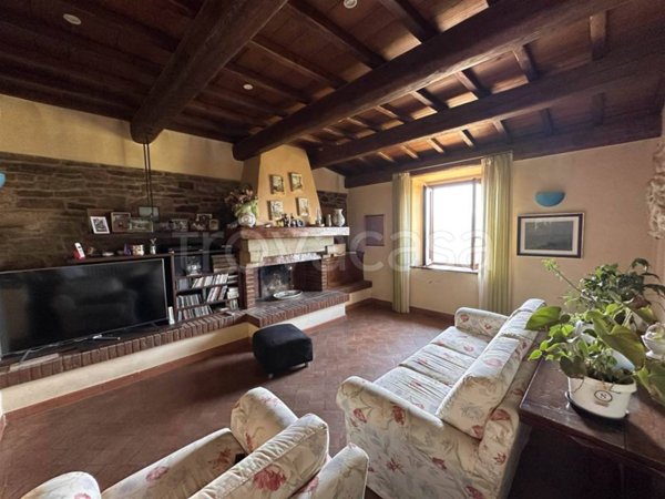 casa indipendente in vendita a Pontassieve in zona Colognole