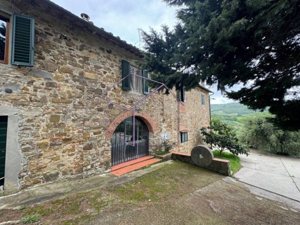 casa indipendente in vendita a Pontassieve in zona Doccia