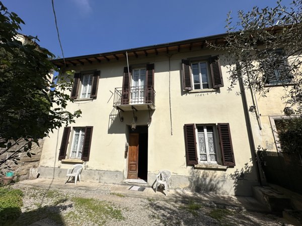 casa indipendente in vendita a Pontassieve